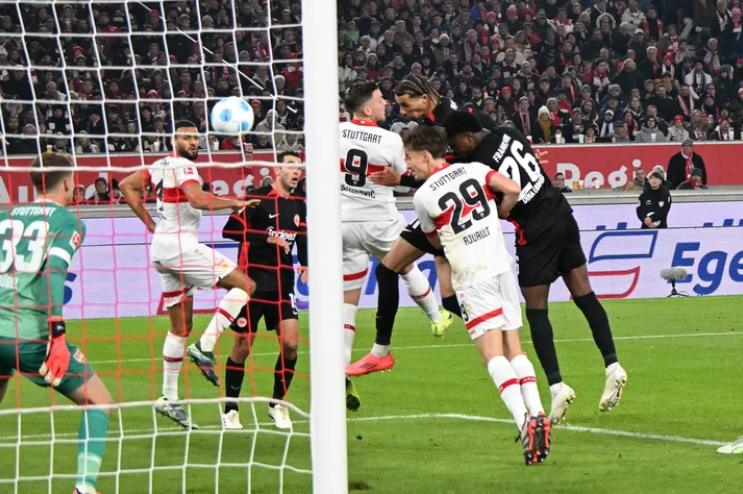 VfB Stuttgart vs Eintracht Frankfurt (23:30 &#8211; 10/11) | Xem lại trận đấu