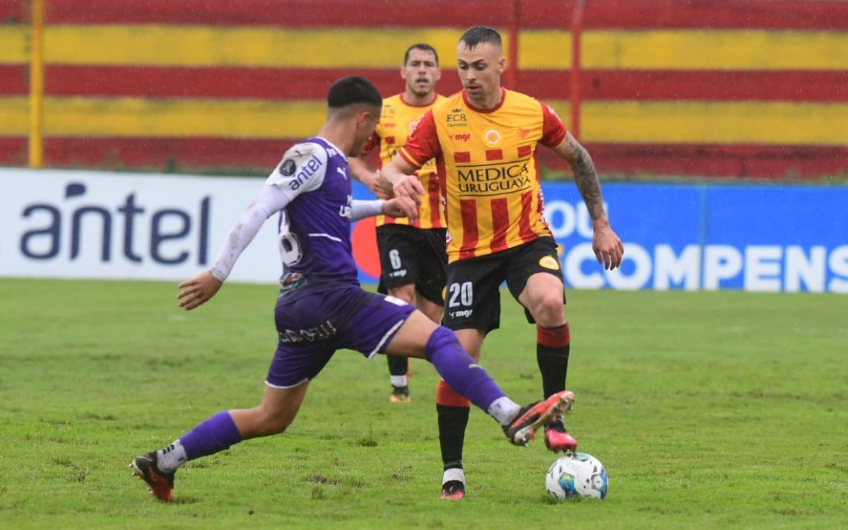 Nhận định soi kèo Defensor Sporting vs Progreso lúc 07h30 ngày 14/11/2024