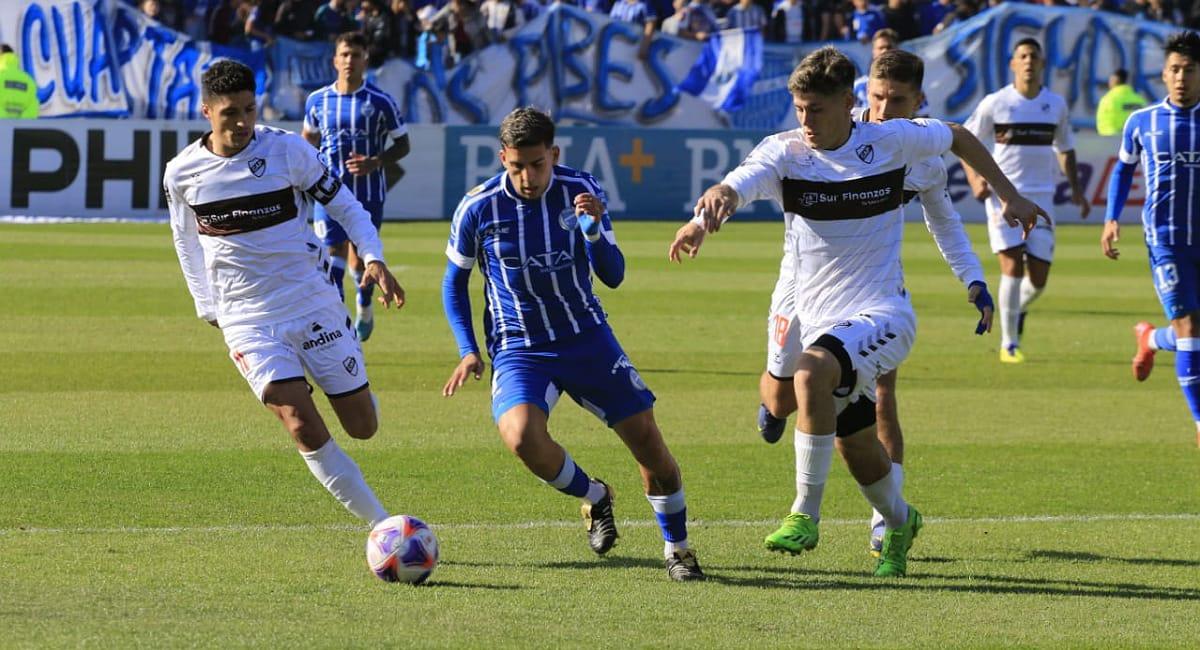 Nhận định soi kèo Platense vs Godoy Cruz lúc 05h15 ngày 19/11/2024